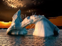 Twillingate, iceberg at sunset